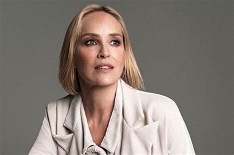 The beauty of living twice bit.ly/38caj4b. Sharon Stone diz que foi aconselhada por produtor a ...