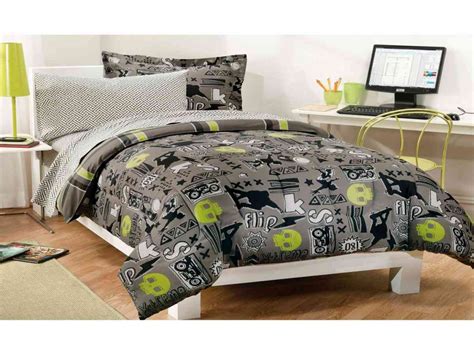 Summary twin mattresses, also known as single mattresses, are slim in size, which makes them easy to fit side by side in shared kids bedrooms or mattress size is an individual preference, but understanding specific dimensions and your own expectations will help you narrow down the bed size. How Big Is A Twin Xl Mattress - Decor IdeasDecor Ideas