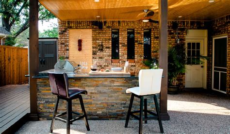 How To Design And Build The Ultimate Outdoor Kitchen And Hosting Space