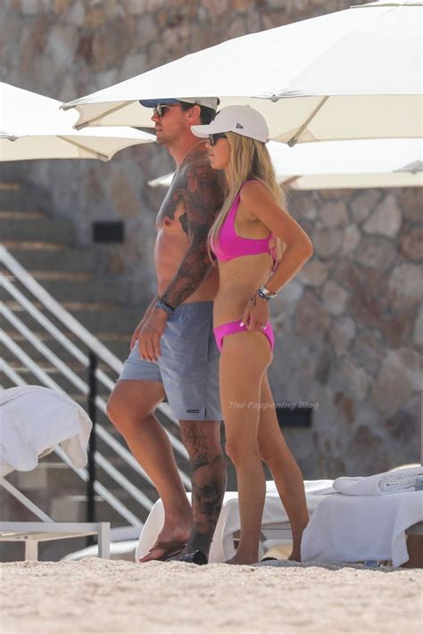 Christina Haack Looks Hot In A Pink Bikini On The Beach In Cabo