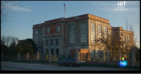 Simple Science: How to Make a Volcano with Kids