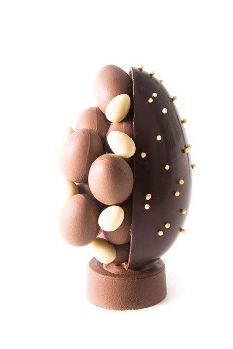 Gallery 12 Opulent And Utterly Drool Worthy Easter Eggs