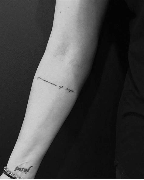 In a lot of examples it's just as important to be able to read the script cleanly as it is. minimalist symbols #Minimalisttattoos | Inspirational ...