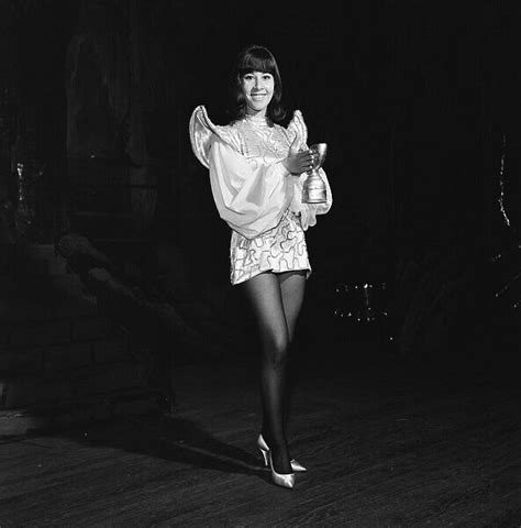 Singer Helen Shapiro Pictured Behind The Scenes At Photos Framed