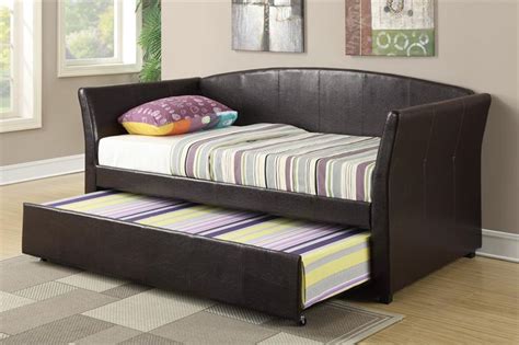 Most dorm rooms, being small and shared, necessitate a smaller bed to maximize usable room space, hence why the twin xl size mattress makes the most sense. Twin Bed with Trundle F9221