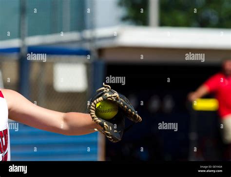 Female Softball Player Hi Res Stock Photography And Images Alamy