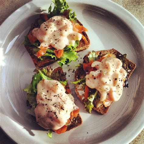From creamy smoked salmon pasta to tasty smoked salmon starters, you'll definitely want to try a few of these meal ideas. Prawns and smoked salmon in Marie Rose sauce on rocket and wheaten bread.. Self prepared | Food ...