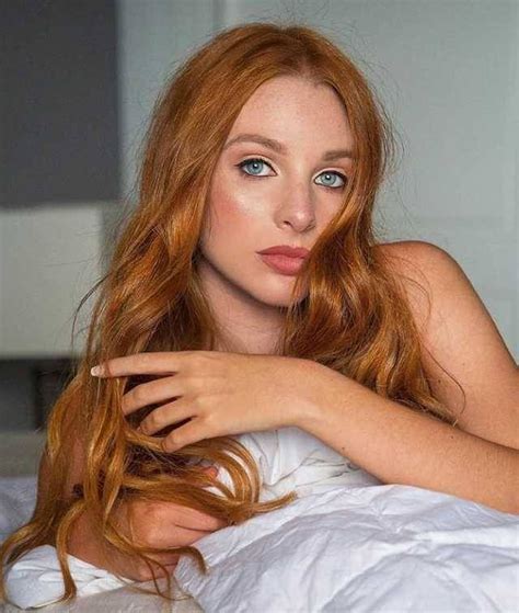 Pin By Andrew Rawlings On Redheads Stunning Redhead Long Hair Styles