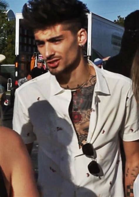 Let's not forget rihanna's infamous cfda dress either. Zayn Malik Let Me behind the scenes | Zayn malik pics ...