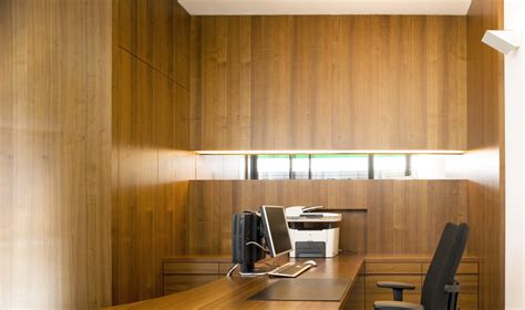 In addition to the main office in münster, the bank has another advice center in bielefeld. PSD Bankshops - Heupel Architekten