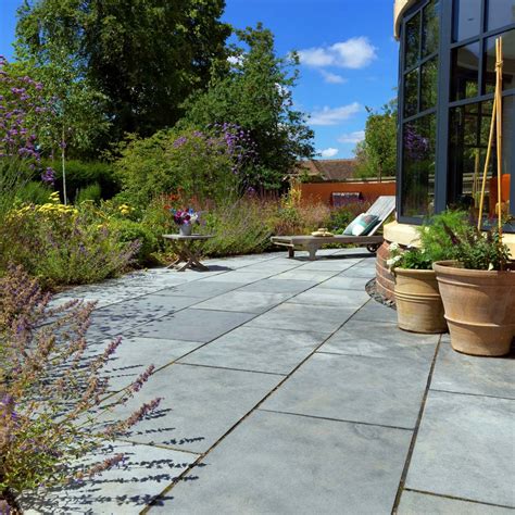 Pavestone Black Kadapha Limestone Paving 900 X 600 X 22mm Myers