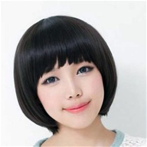 Get short hair for round face that's inspired by these ideas. Korean Short Hairstyle For Young Ladies : Korean Short ...