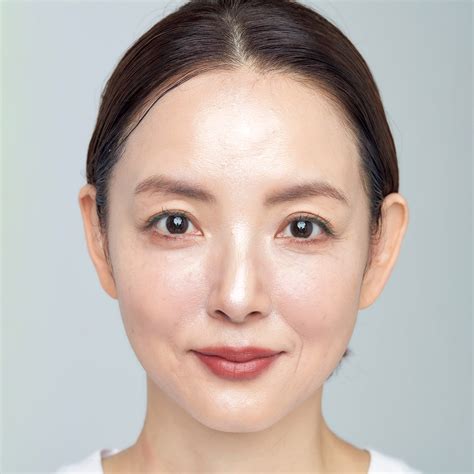 【イガリシノブさん直伝】40代の大敵「顔のたるみ」はこれだけで解決します！ 美st Online