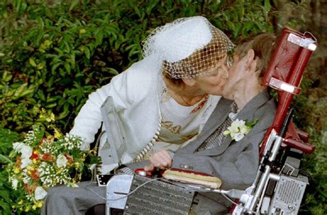 Stephen Hawkings Troubled Love Life From Marriage Breakdown With