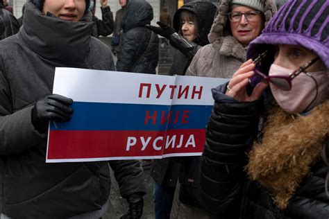 Protest Protiv Agresije Na Ukrajinu U Beogradu Putin Nije Rusija