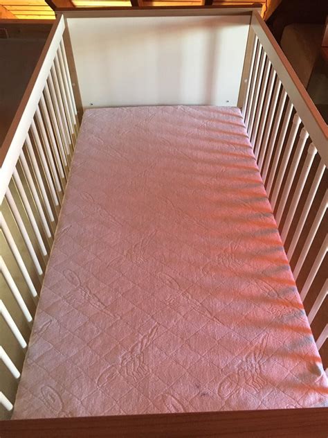 Umbauseiten, rost und alvi kaltschaummatratze (mit seitlichem trittschutz). Paidi Leo Babybett Kinderbett in 64404 Bickenbach für 50 ...