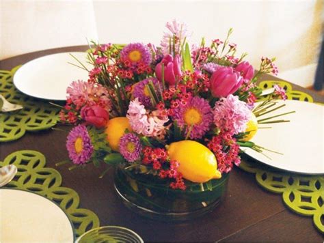 21 Lovely Diy Centerpieces That Will Bring Color To Your Easter Table