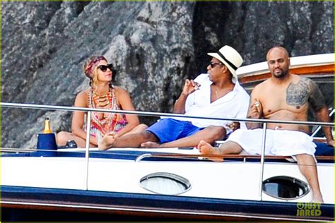 Beyonce And Jay Z Italian Yacht Vacation With Blue Ivy Photo 2945423 Beyonce Knowles Blue