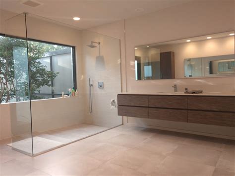 Call the professionals at austin master bath remodels can add substantial value to your property if done by experienced contractors. Master Bath Remodel — Miami General Contractor