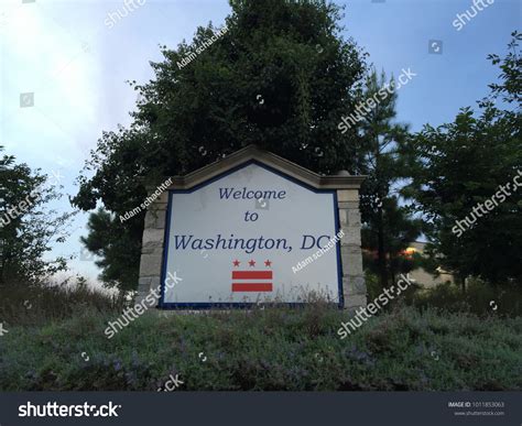 Washington Dc Welcome Sign Stock Photo 1011853063 Shutterstock