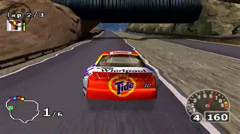 Players race through 18 different courses set in six different areas collecting powerups to aid them. NASCAR Rumble Download | GameFabrique