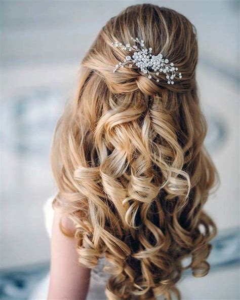 Curly Down Wedding Hairstyles Tips And Ideas For Your Big Day The Fshn