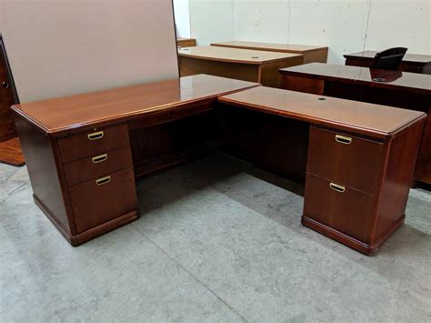 Cherry Cherry L Shaped Desk With Right Return