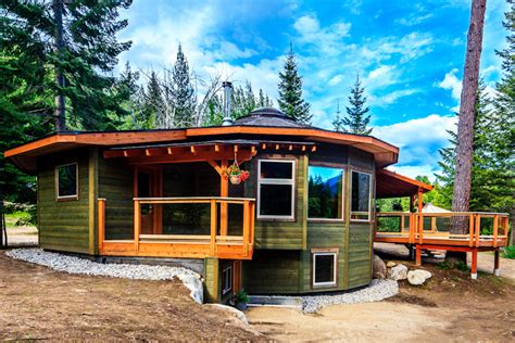 All restaurants close by 8pm!! A Firsthand Look at the Magnolia 2300 Yurt - the First Energy Star Home in British Columbia ...