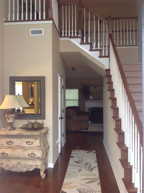 Entry Foyers Should Be Inviting This Open 2 Story Foyer Is In Ole