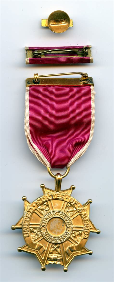 Ww2 Cased Legion Of Merit Legionnaire Medal Chasing Militaria