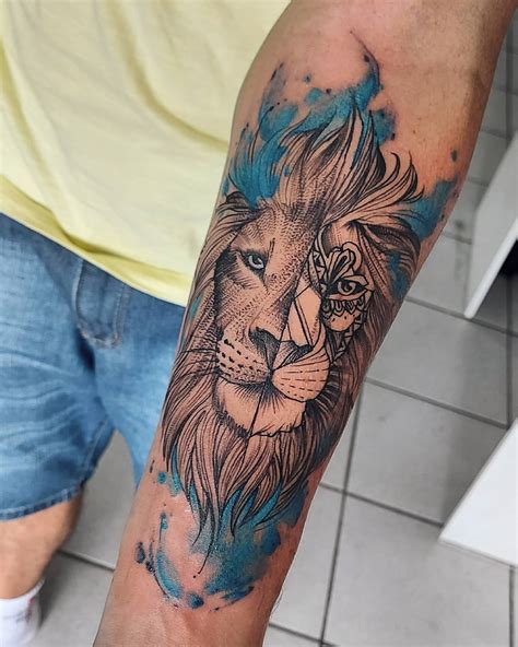 Aggregate More Than 66 Lion With Blue Eyes Tattoo Thtantai2