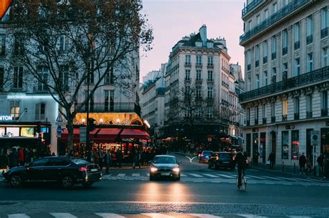La Ville De Paris Va Mettre En Place Un Code De La Rue