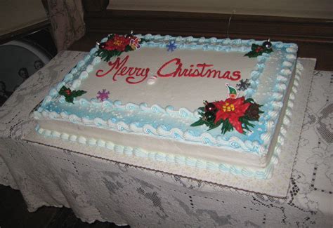 Full Size Sheet Cake, photo by Katherine H. | Christmas themed cake, Sheet cake, Winter cake