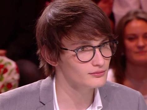 He was born on the 21st of july, 2001 in paris. Aurélien Enthoven réagit aux attaques antisémites : "La ...