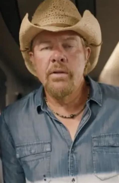 toby keith gives update on ‘debilitating stomach cancer the chronicle