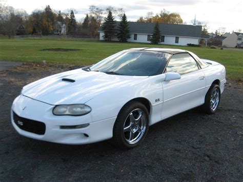 2000 chevrolet camaro is one of the successful releases of chevrolet. 2000 Camaro - Muscle Car Facts