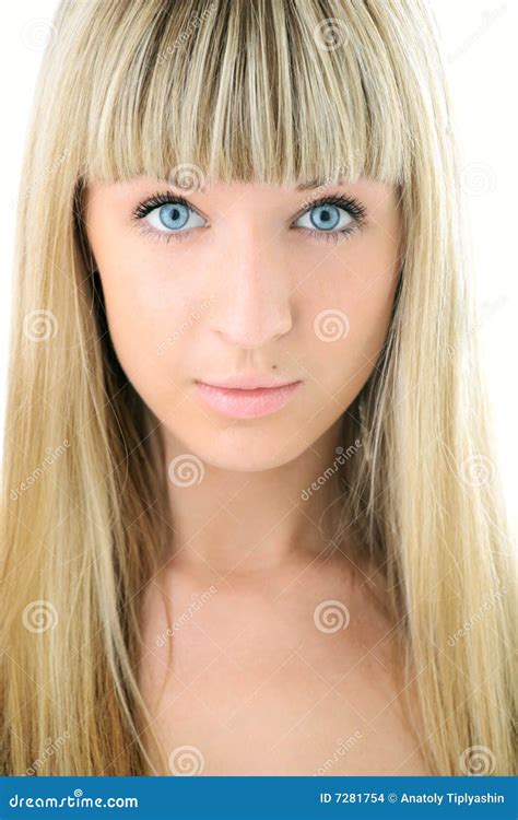 Mädchen Nahaufnahmegesicht Der Schönheit Blondes Stockfoto Bild Von Wekzeugspritze Dame 7281754