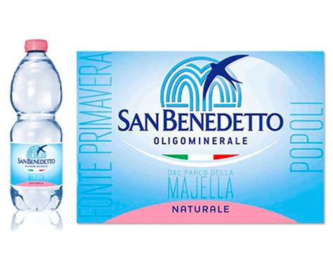 È un'acqua minerale microbiologicamente pura. Un lotto d'acqua San Benedetto. Ecco quale e perché ...