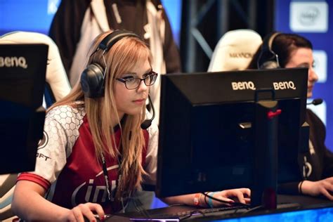 Will The Gaming Community Ever Truly Embrace Female Gamers