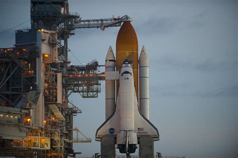 Esa Space Shuttle Discovery On The Launch Pad