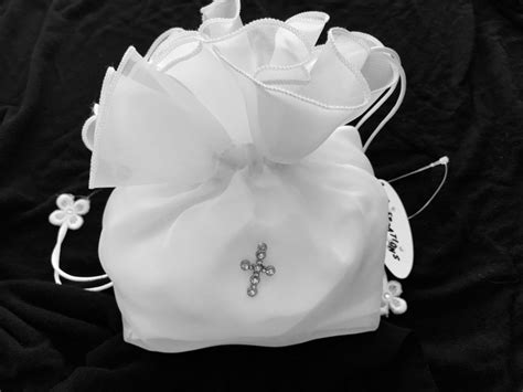 White Communion Dolly Bag With Dangling Crystal Cross Celebrations