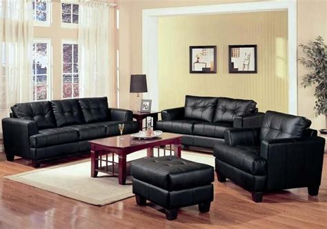 A wide range of models designed of flexform with a precious upholstery and finishings of high quality for a unique and timeless elegance. Leather Designer Sofa set - Kerala Classify | Leather ...