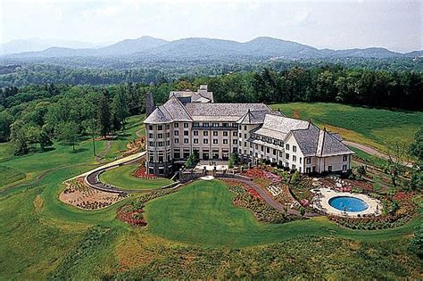 At biltmore, dining is an experience within an experience, a way to further immerse yourself in the kind of hospitality for which the vanderbilts were renowned. Art Now and Then: Biltmore Revisited