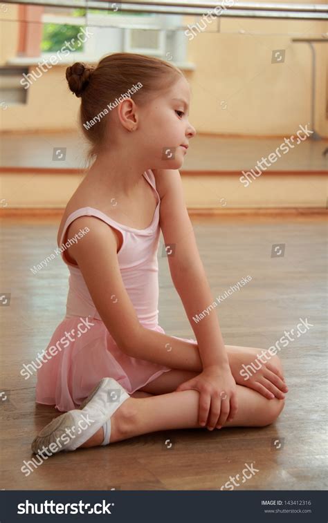 Caucasian Ballerina Warming Pointes Ballet Hall Stock Photo 143412316