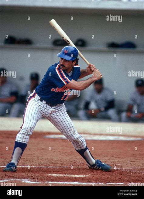 New York Mets Keith Hernandez Batting At The Spring Training Baseball