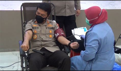 Sambut Hut Bhayangkara Ke 76 Polda Jatim Gelar Donor Darah Dan Operasi