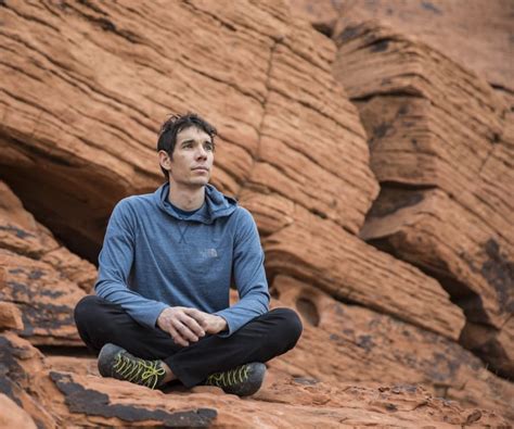 Alex honnold talks to girlfriend about dangerous climb. 'Free Solo' star Alex Honnold at home in Las Vegas | Las ...