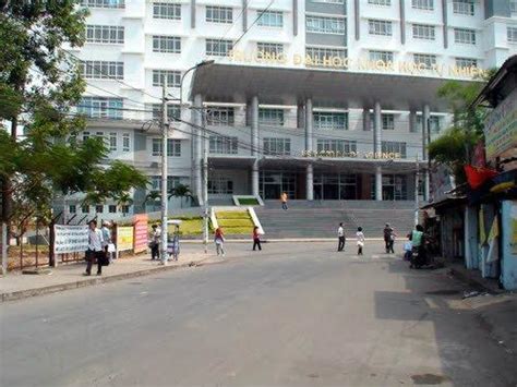 Các ngành đào tạo thuộc nhóm ngành công nghệ thông tin của trường đh khoa học tự nhiên như: Đại học Khoa học Tự nhiên TpHCM - Thành phố Hồ Chí Minh