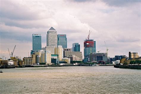 By The Thames Canary Wharf London Trip By The Thames 2003 Flickr