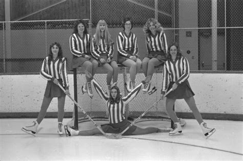 ‎uw Superior Hockey Cheerleading Squad Uwdc Uw Madison Libraries